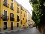 Huizen aan Calle Alfonso VIII