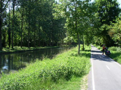 Kanaal vanaf Gressy naar Parijs