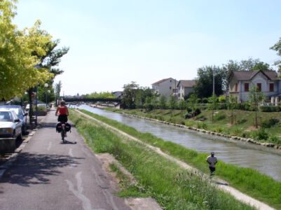 Langs het kanaal naar Parijs