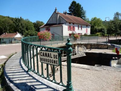 Langs Canal de Bourgogne