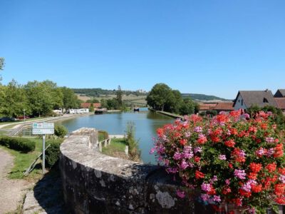 Uitzicht op Canal de Bourgogne