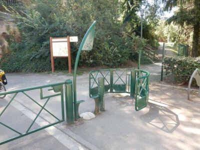 Fiets sluis in Auxerre